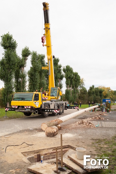 2019.10.05_Kirmesbaumstellen KB 19 Niederbrechen (56 von 107)