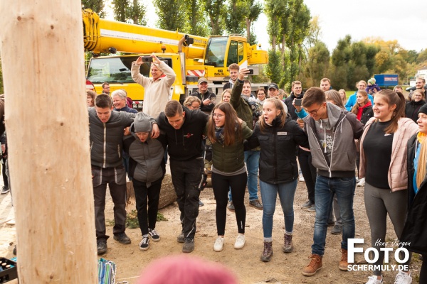 2019.10.05_Kirmesbaumstellen KB 19 Niederbrechen (100 von 107)